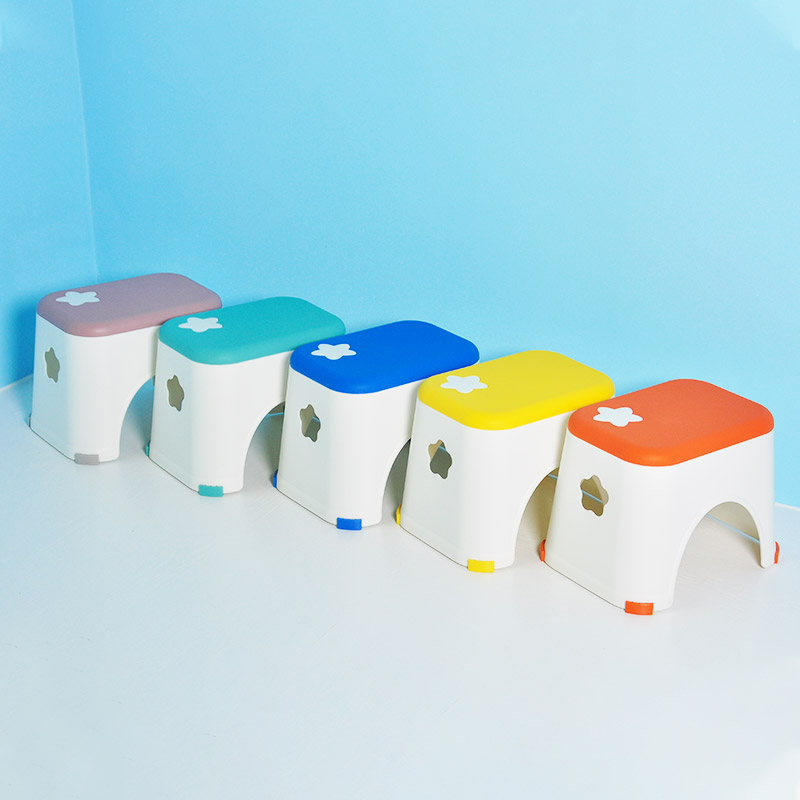 Latest Design Double Color Indoor Plastic Stool Small Stool Indoor